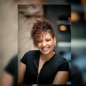 Meet your Posher, Latoya